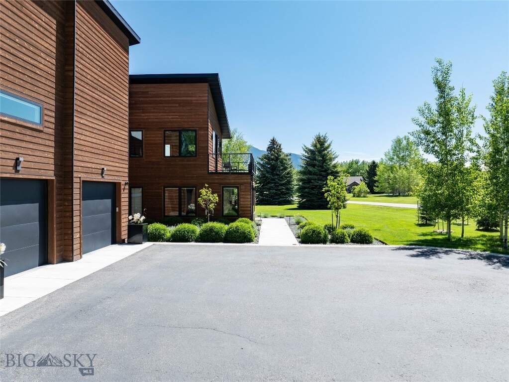 3 Bedroom Single Family Home/House's Image 57