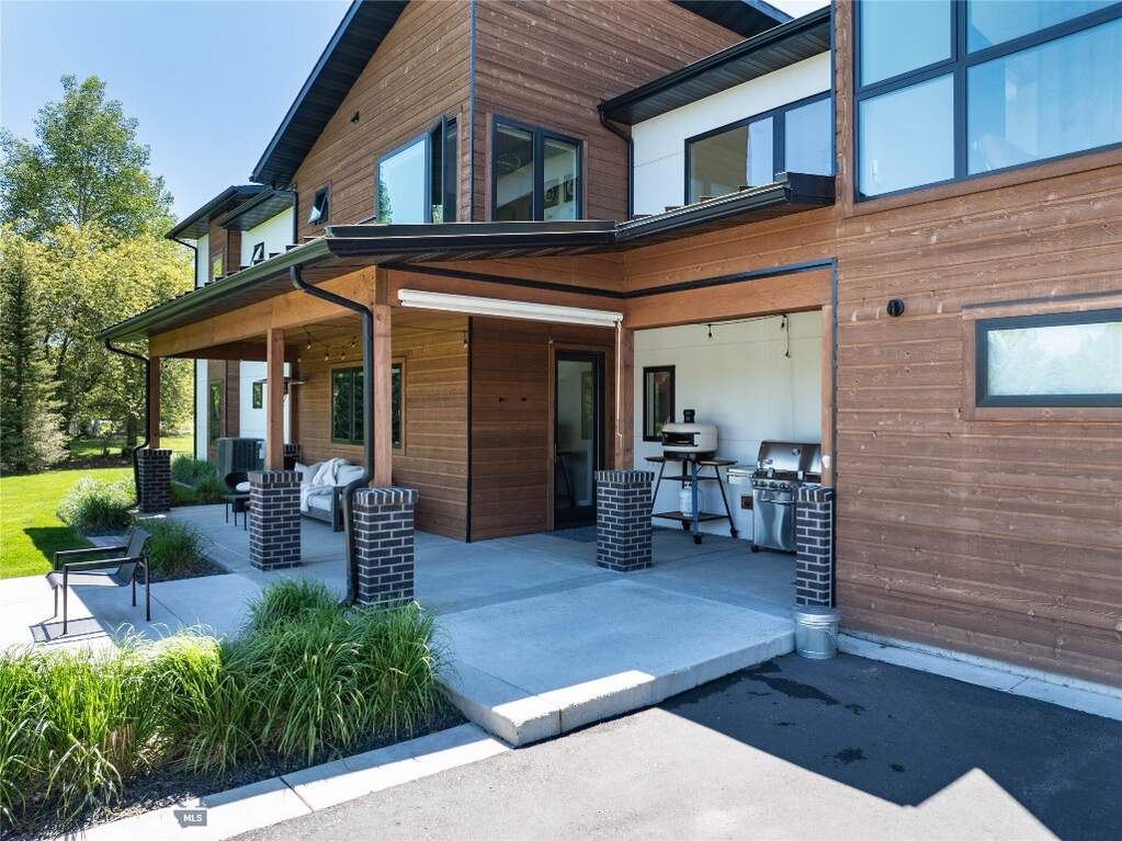 3 Bedroom Single Family Home/House's Image 71