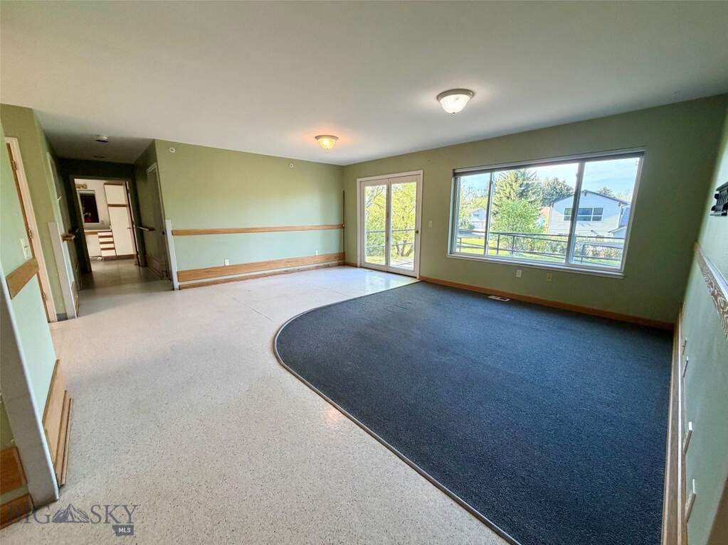 3 Bedroom Single Family Home/House's Image 4