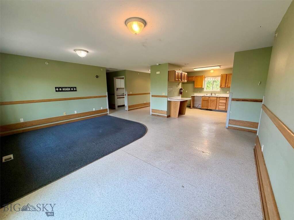 3 Bedroom Single Family Home/House's Image 6