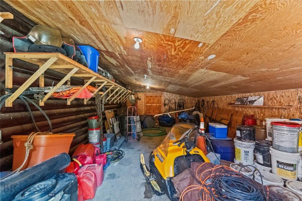 3 Bedroom Single Family Home/House's Image 41