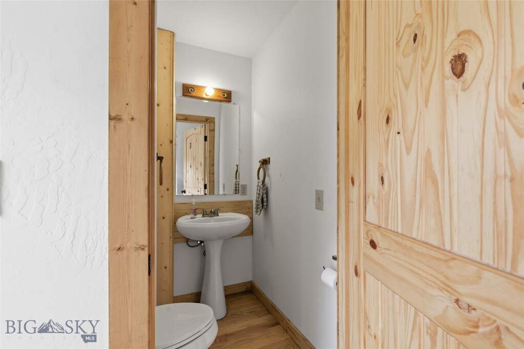 3 Bedroom Single Family Home/House's Image 17