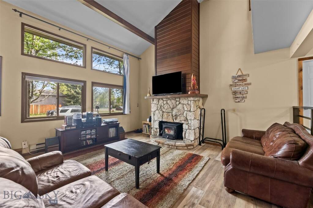 2 Bedroom Apartment/Flat's Image 3