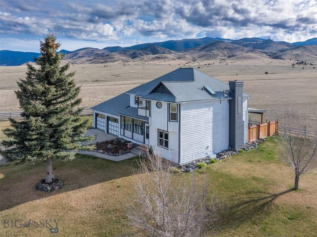 3 Bedroom Single Family Home/House's Image 10