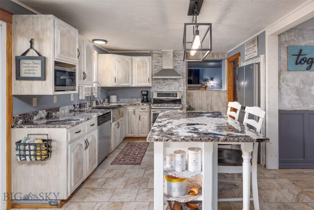 3 Bedroom Single Family Home/House's Image 15