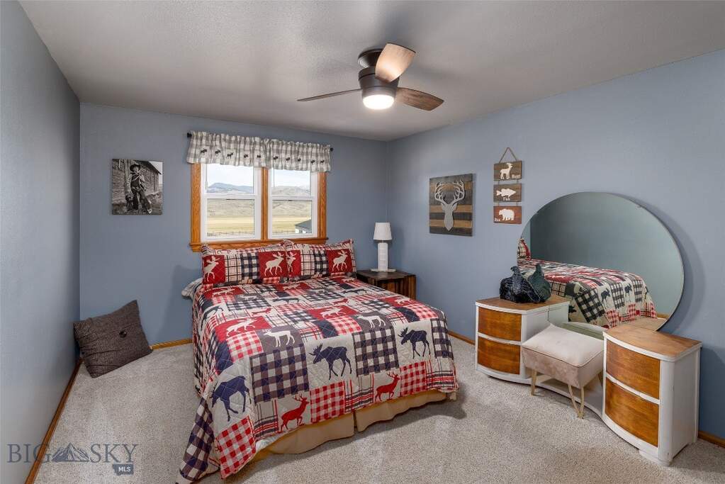 3 Bedroom Single Family Home/House's Image 27