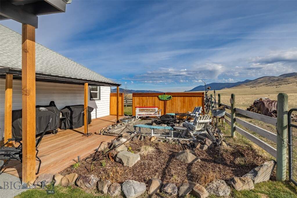3 Bedroom Single Family Home/House's Image 35