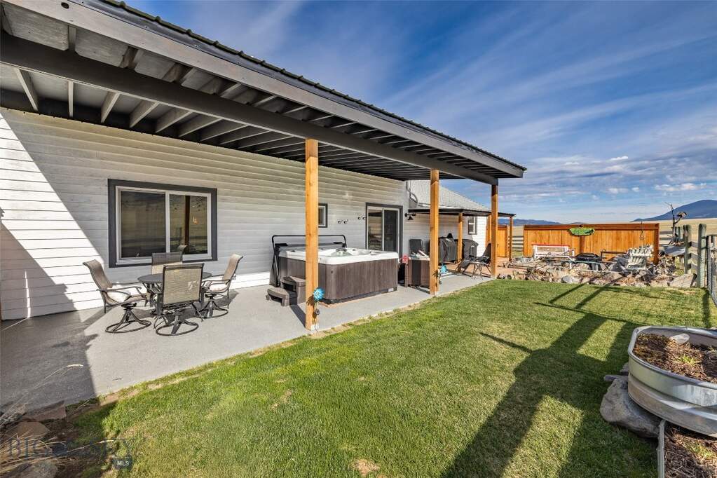3 Bedroom Single Family Home/House's Image 36