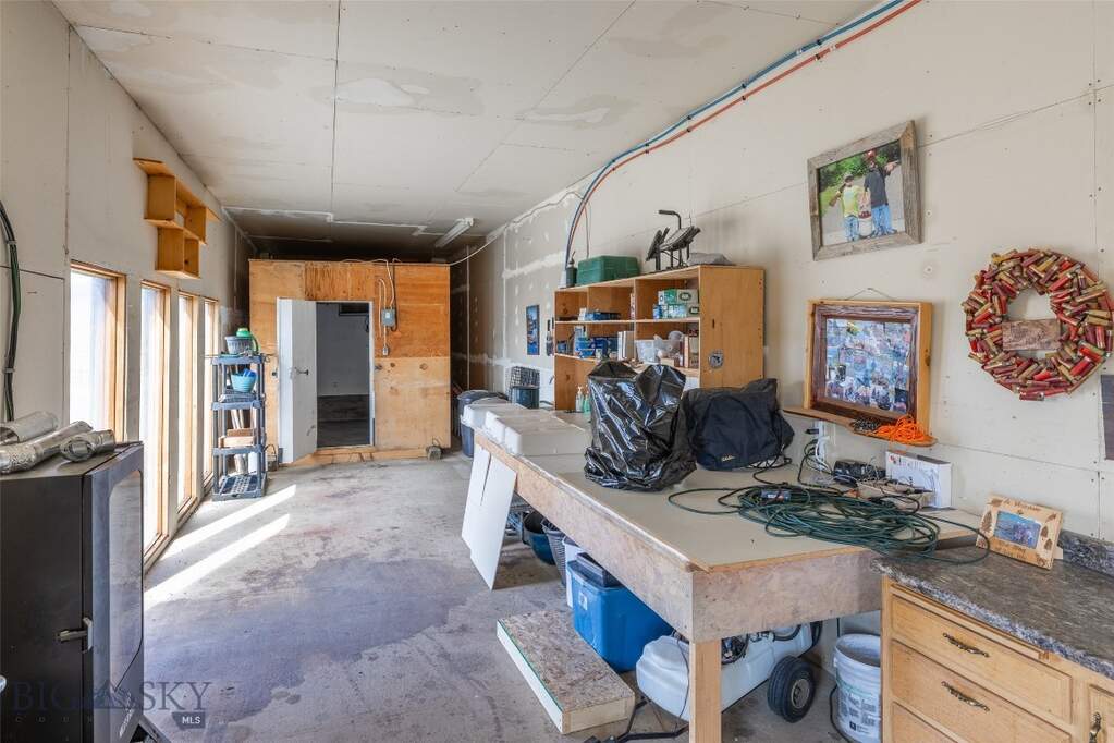 3 Bedroom Single Family Home/House's Image 62