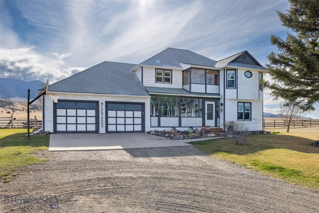 3 Bedroom Single Family Home/House's Image 5