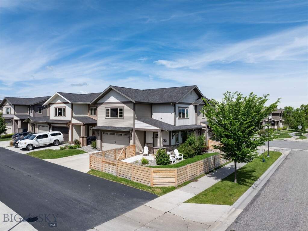 4 Bedroom Single Family Home/House's Image 7
