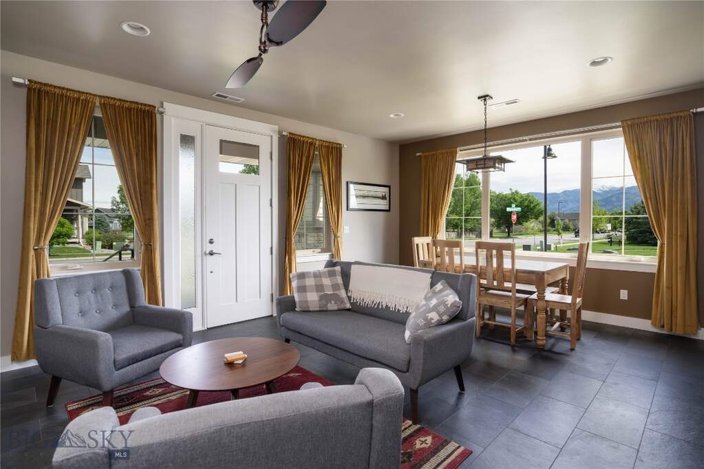 4 Bedroom Single Family Home/House's Image 16