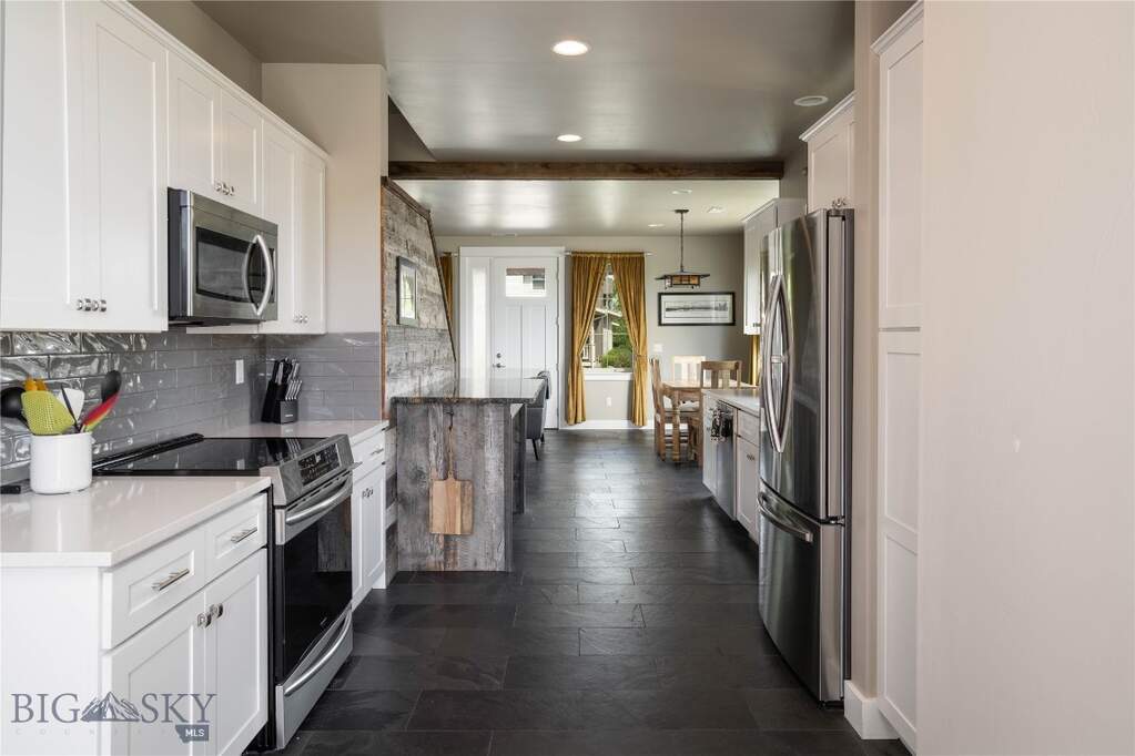 4 Bedroom Single Family Home/House's Image 19