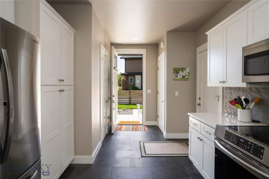 4 Bedroom Single Family Home/House's Image 20