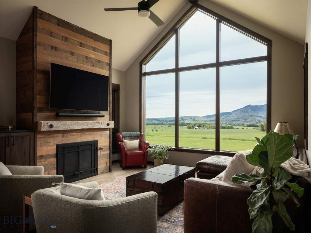 4 Bedroom Single Family Home/House's Image 44
