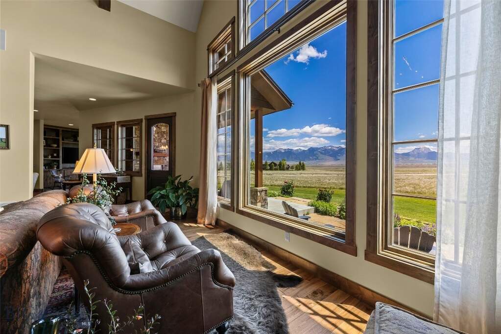 3 Bedroom Single Family Home/House's Image 15