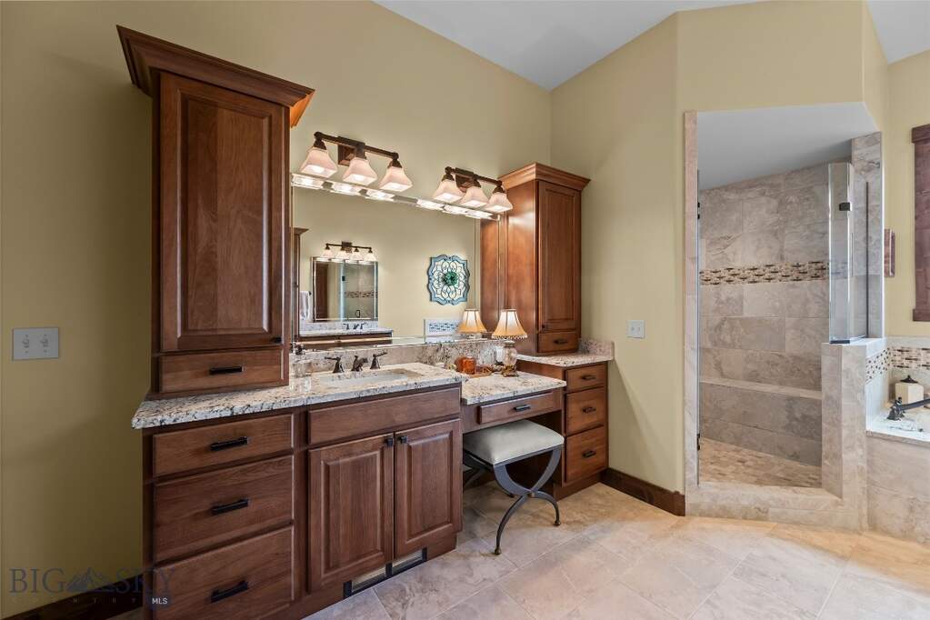 3 Bedroom Single Family Home/House's Image 36