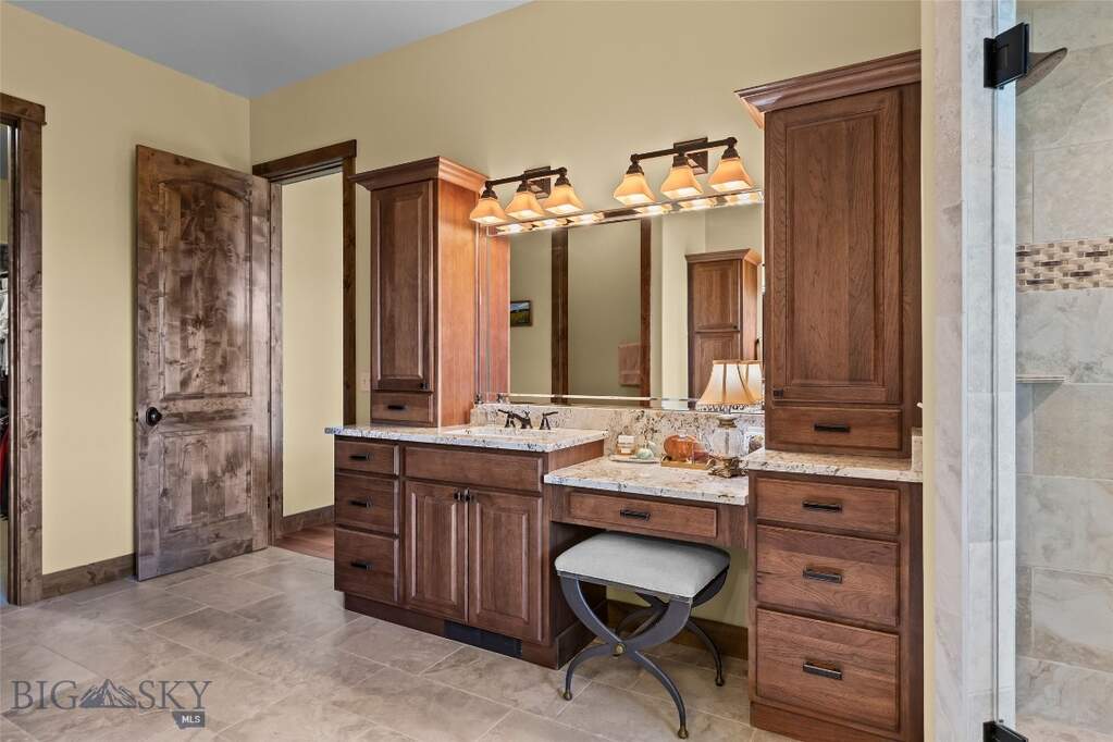 3 Bedroom Single Family Home/House's Image 40