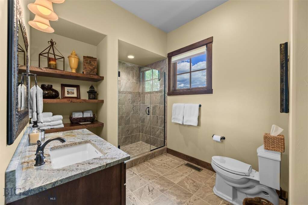 3 Bedroom Single Family Home/House's Image 44