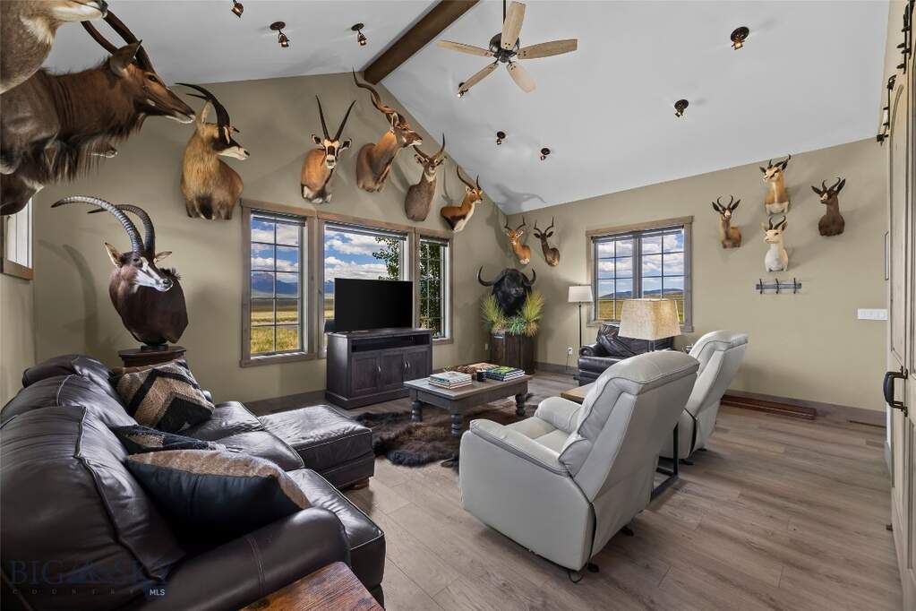 3 Bedroom Single Family Home/House's Image 61