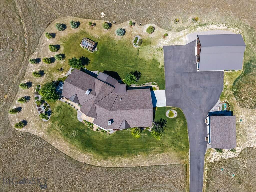 3 Bedroom Single Family Home/House's Image 74