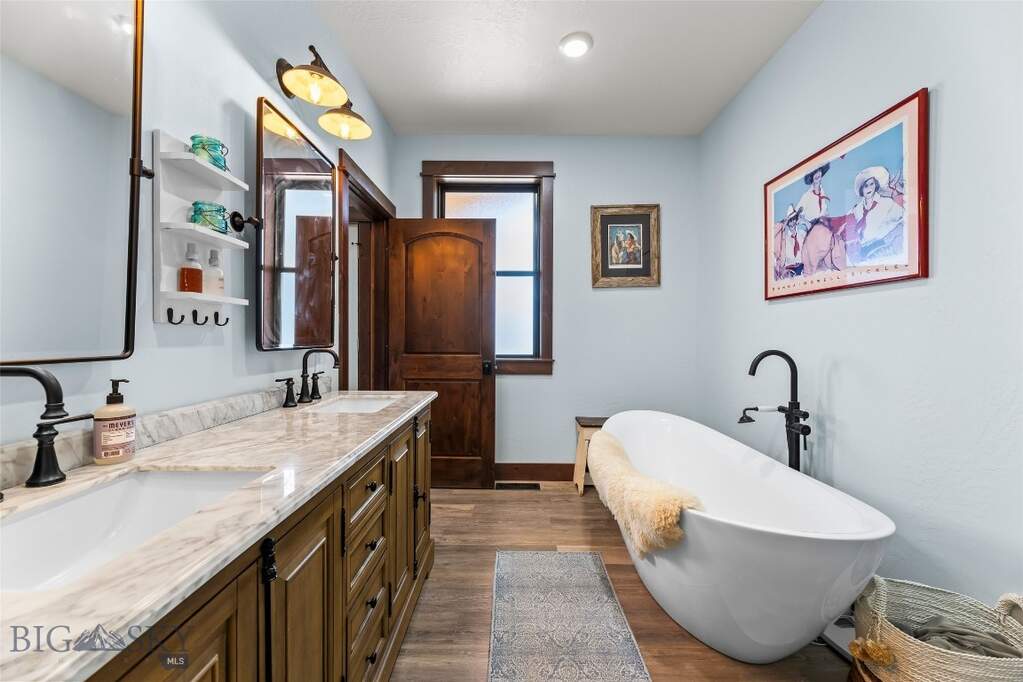 3 Bedroom Single Family Home/House's Image 28