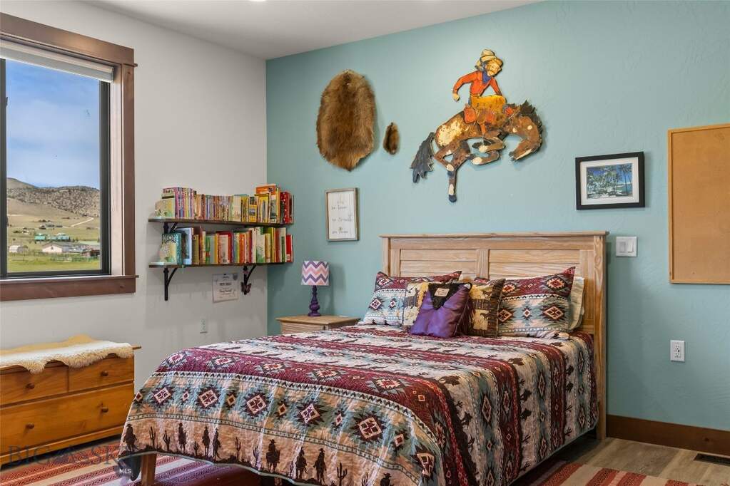 3 Bedroom Single Family Home/House's Image 29