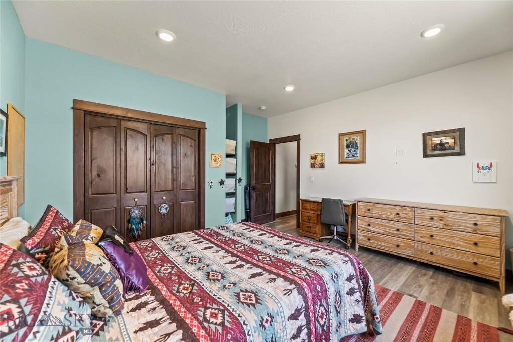 3 Bedroom Single Family Home/House's Image 32