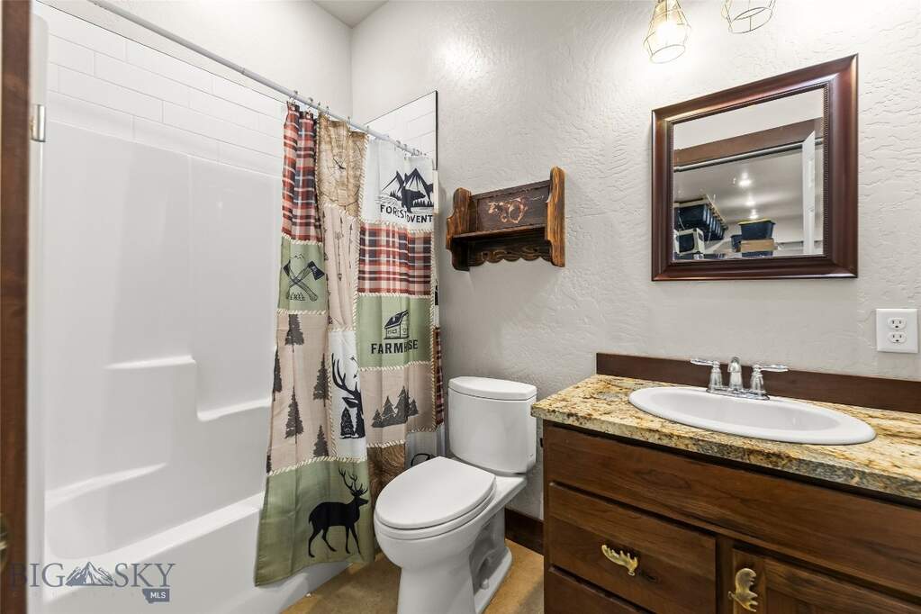 3 Bedroom Single Family Home/House's Image 37