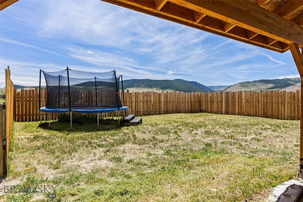 3 Bedroom Single Family Home/House's Image 54
