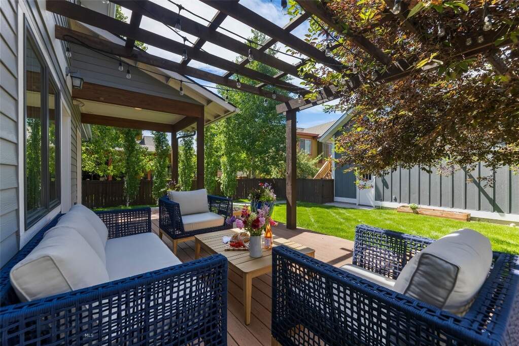 5 Bedroom Single Family Home/House's Image 46