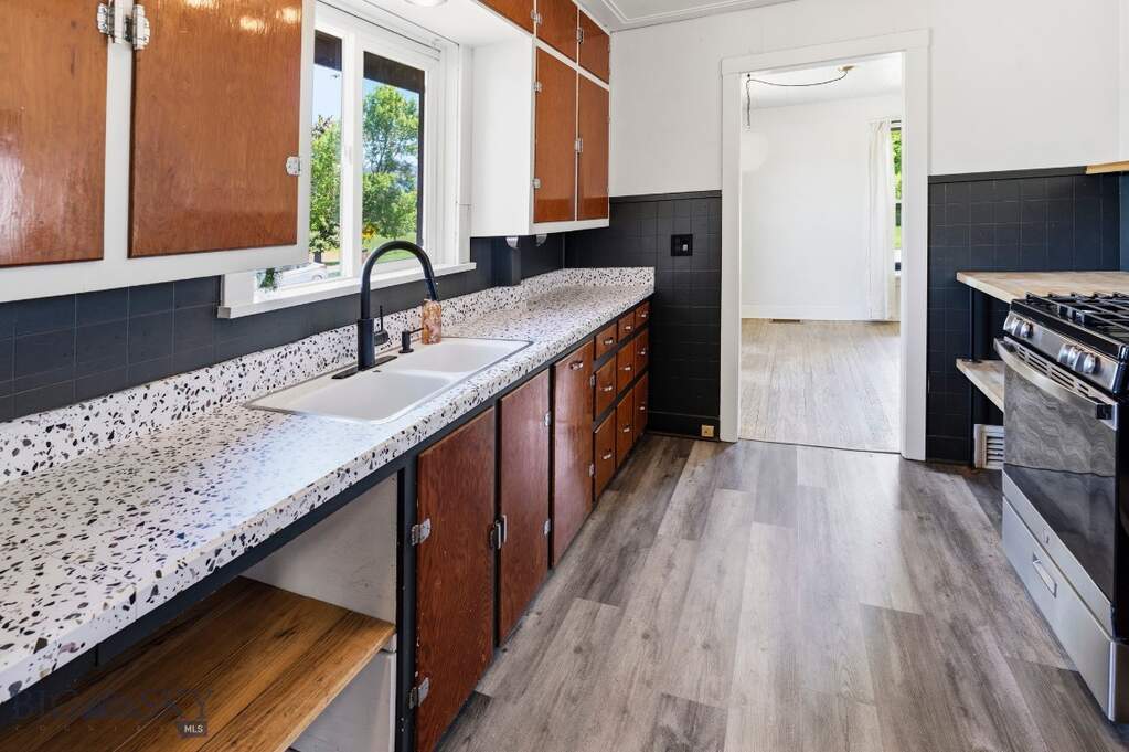 3 Bedroom Single Family Home/House's Image 24