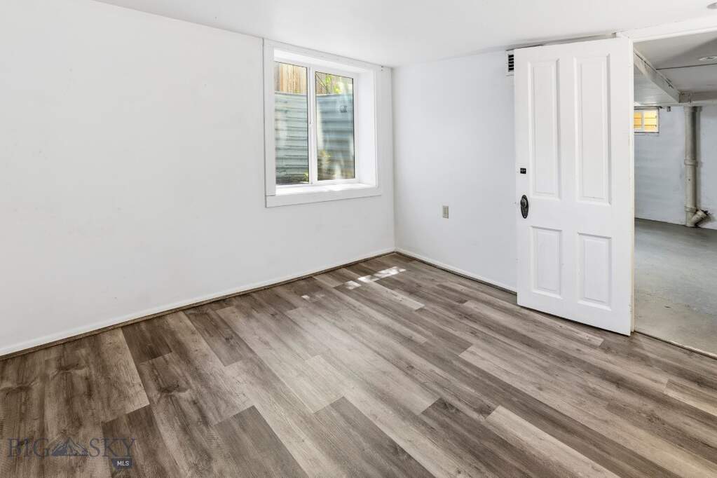 3 Bedroom Single Family Home/House's Image 44