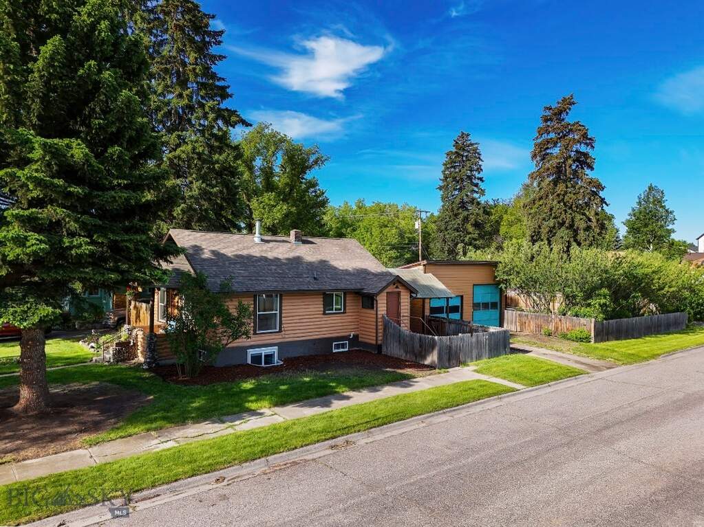 3 Bedroom Single Family Home/House's Image 46