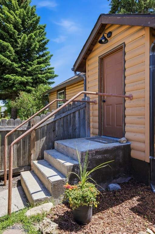 3 Bedroom Single Family Home/House's Image 48