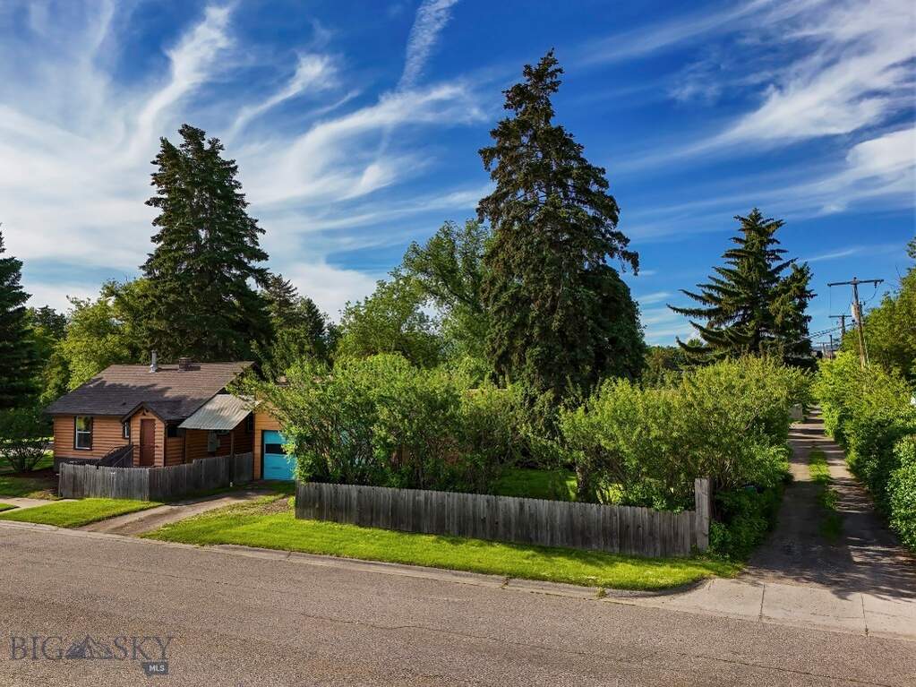 3 Bedroom Single Family Home/House's Image 57