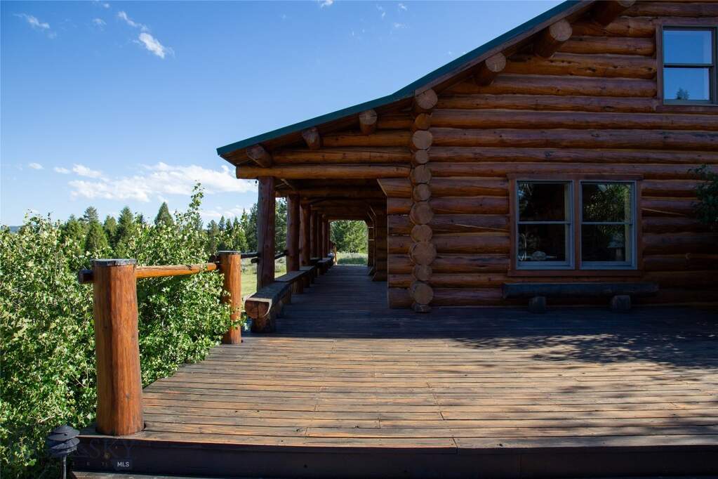 5 Bedroom Single Family Home/House's Image 68