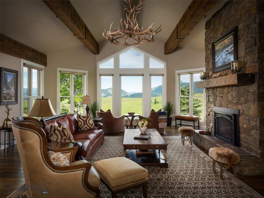 4 Bedroom Single Family Home/House's Image 7