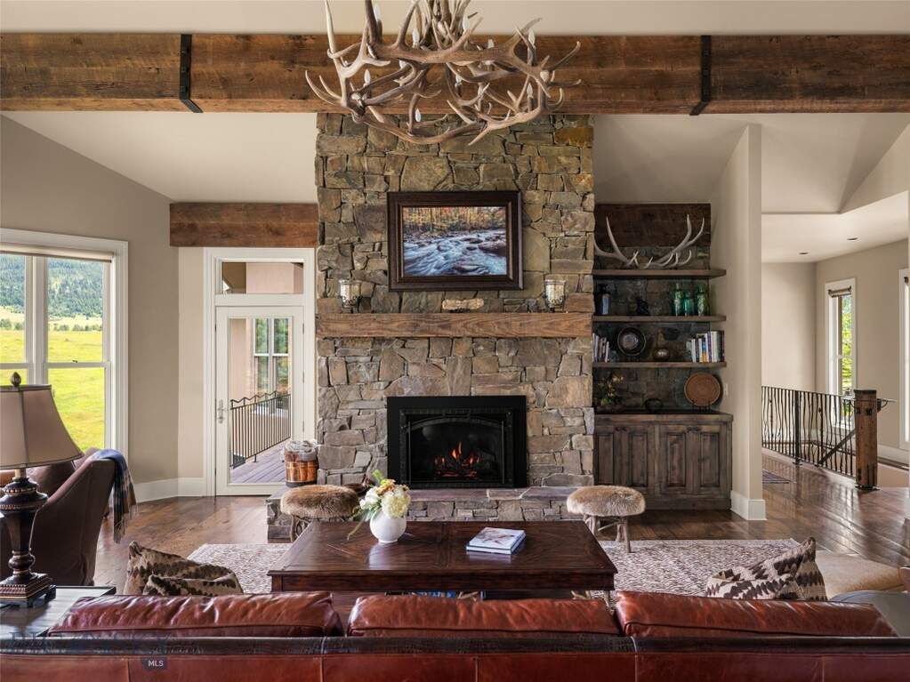 4 Bedroom Single Family Home/House's Image 8