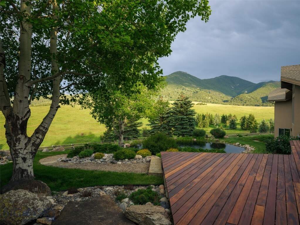 4 Bedroom Single Family Home/House's Image 25