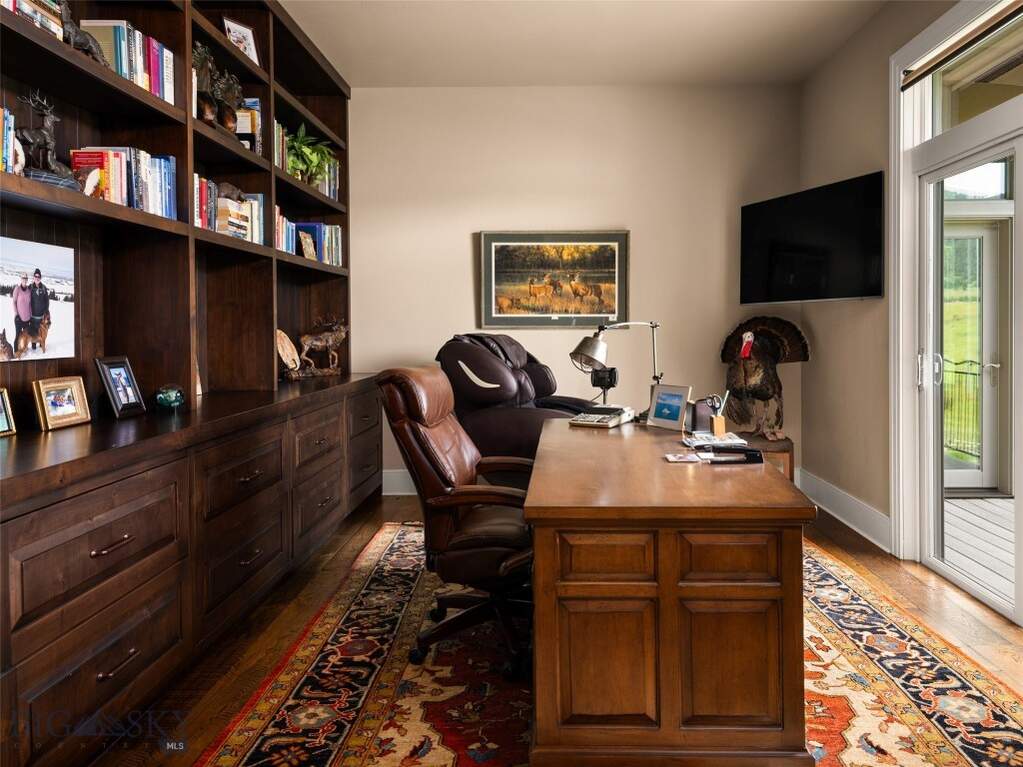 4 Bedroom Single Family Home/House's Image 33