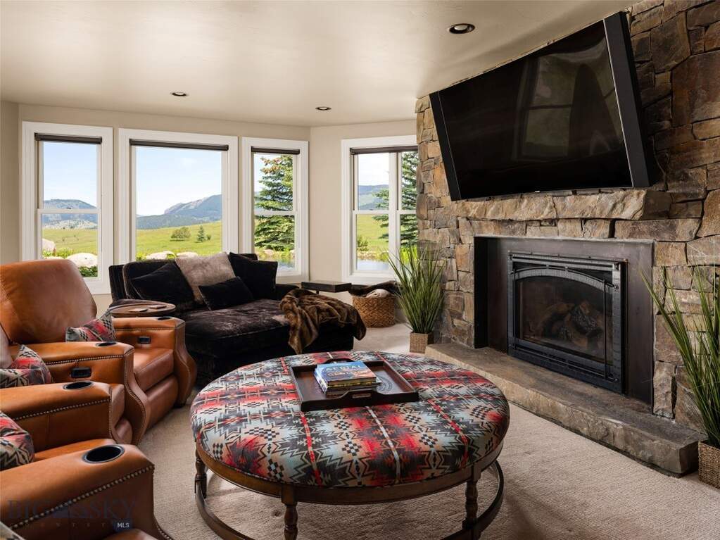 4 Bedroom Single Family Home/House's Image 46