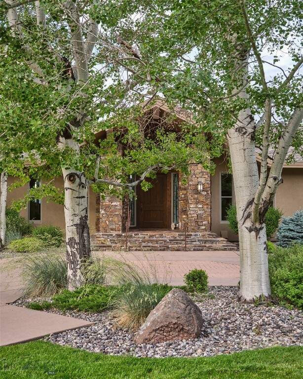 4 Bedroom Single Family Home/House's Image 6