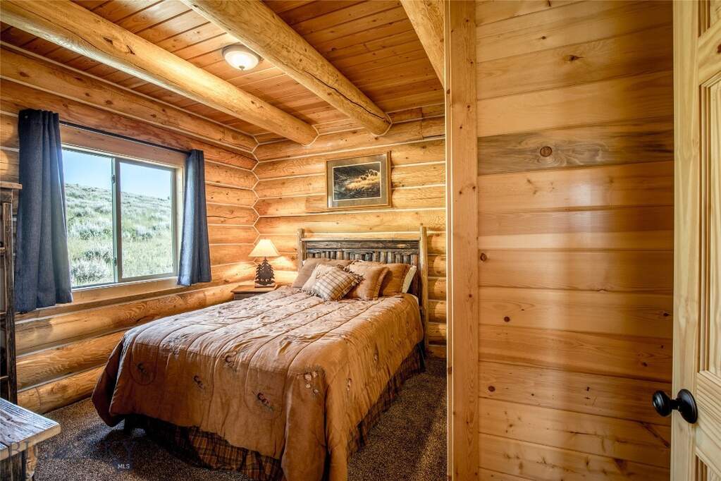 2 Bedroom Single Family Home/House's Image 10