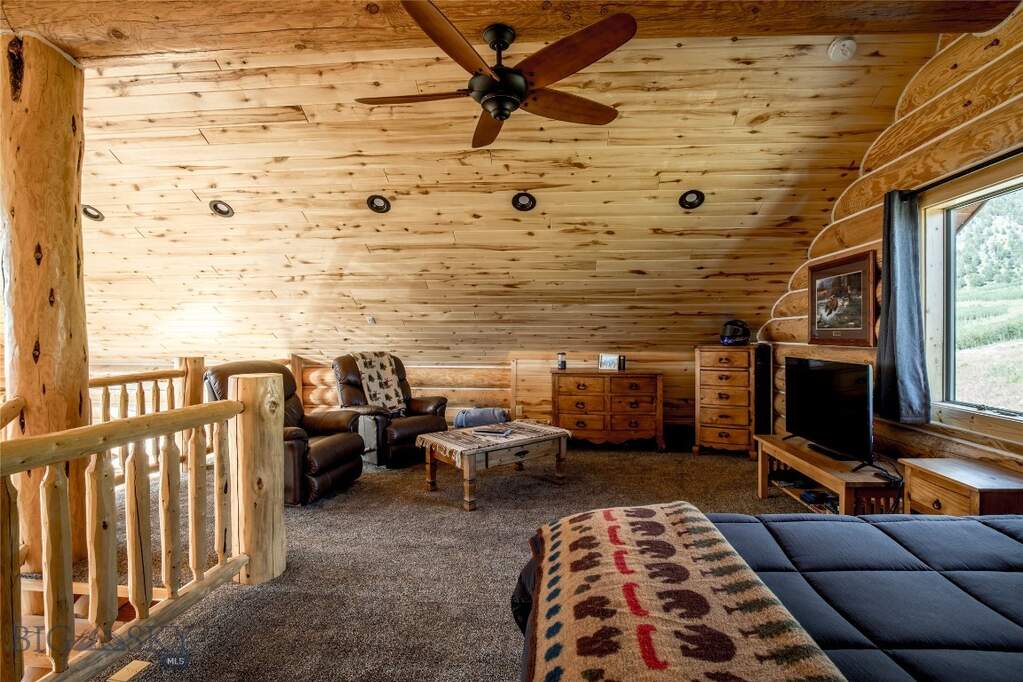 2 Bedroom Single Family Home/House's Image 15
