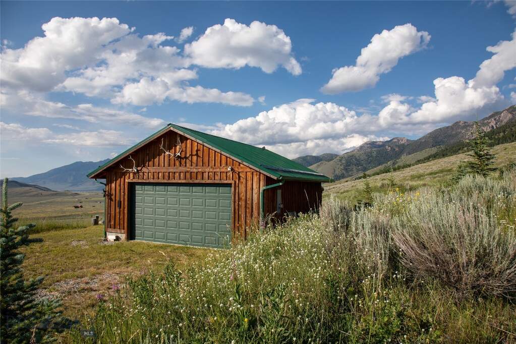 2 Bedroom Single Family Home/House's Image 23