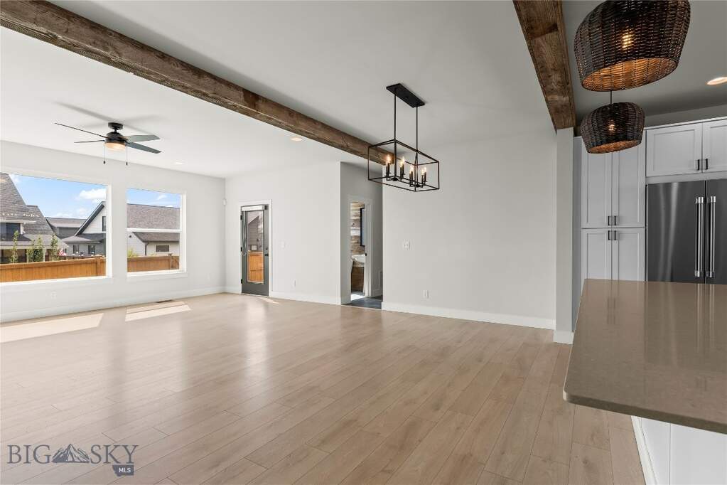 3 Bedroom Single Family Home/House's Image 8