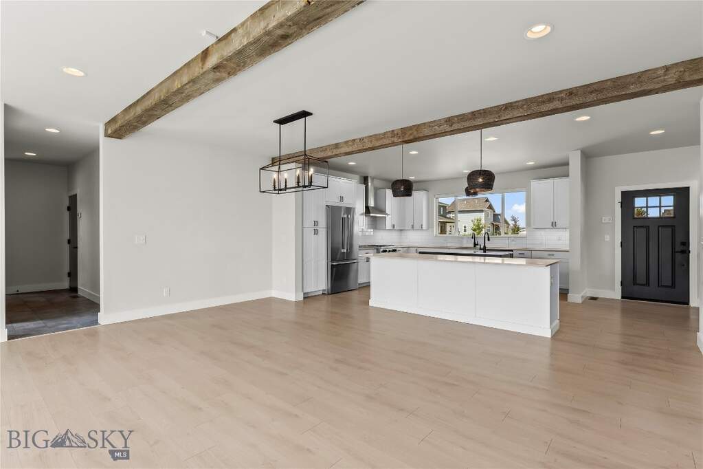 3 Bedroom Single Family Home/House's Image 9
