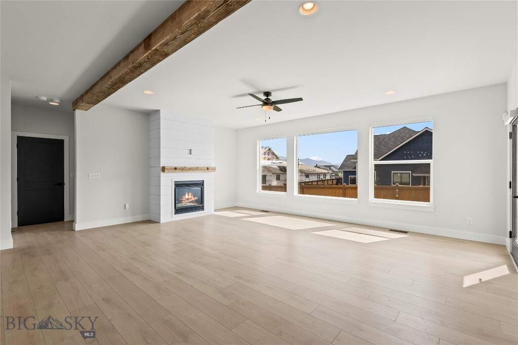 3 Bedroom Single Family Home/House's Image 12