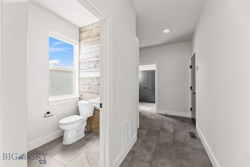 3 Bedroom Single Family Home/House's Image 16